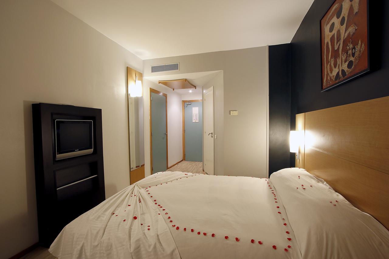 Ibis Fnideq Ξενοδοχείο Εξωτερικό φωτογραφία