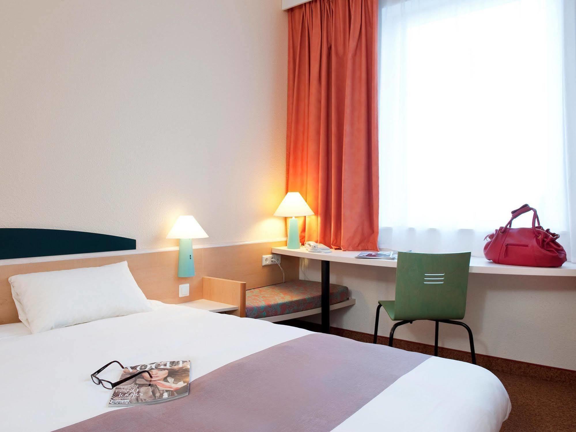 Ibis Fnideq Ξενοδοχείο Εξωτερικό φωτογραφία